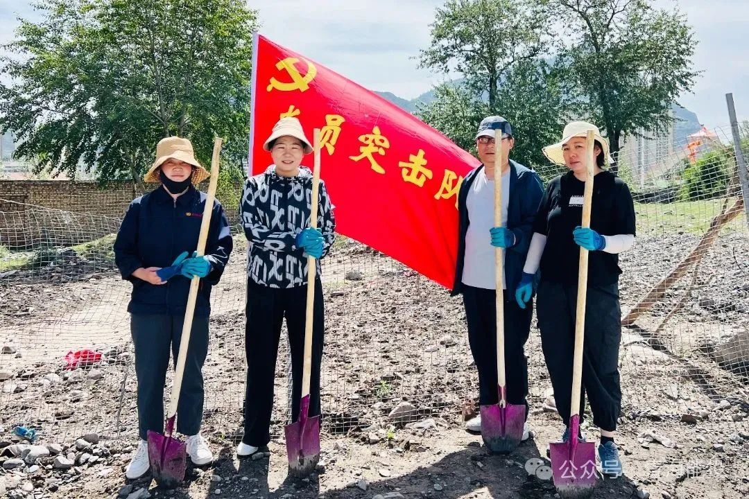 1753756913970175.jpg 28c9c4c02fa926b0323ee96536b05d0c.jpg